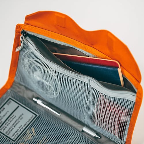 laydown detail image of Civic Access Pouch - 1L