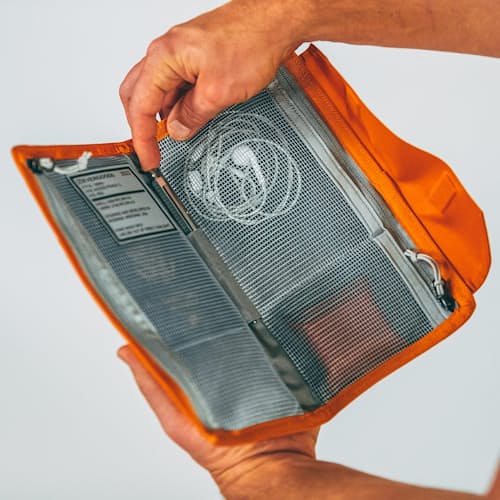 laydown detail image of Civic Access Pouch - 1L