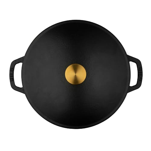 laydown image of Classic Dutch Oven