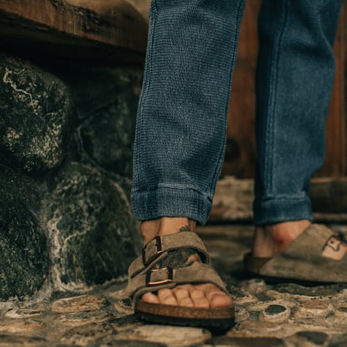 laydown image of The Apres Pant - Exclusive