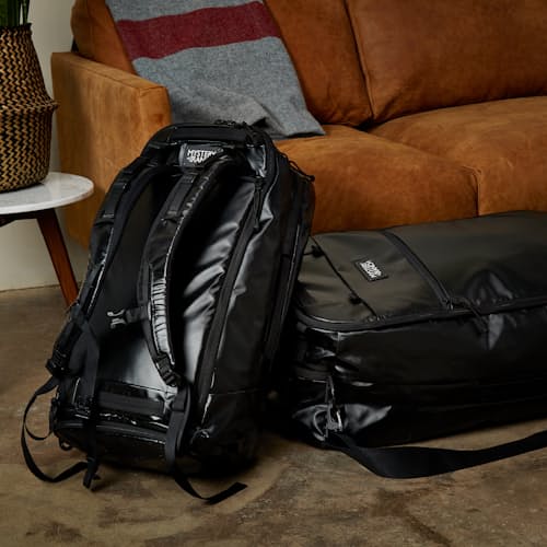 laydown image of Mission Duffel 40L