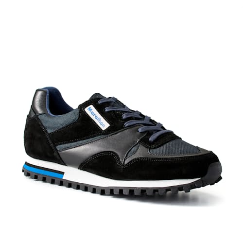 laydown image of Marathon Trainer