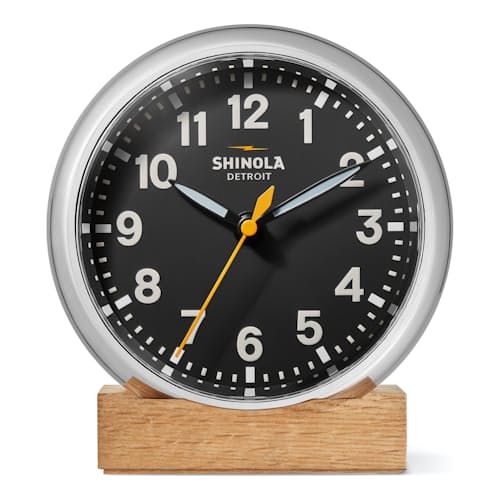 laydown image of The Runwell Desk Clock