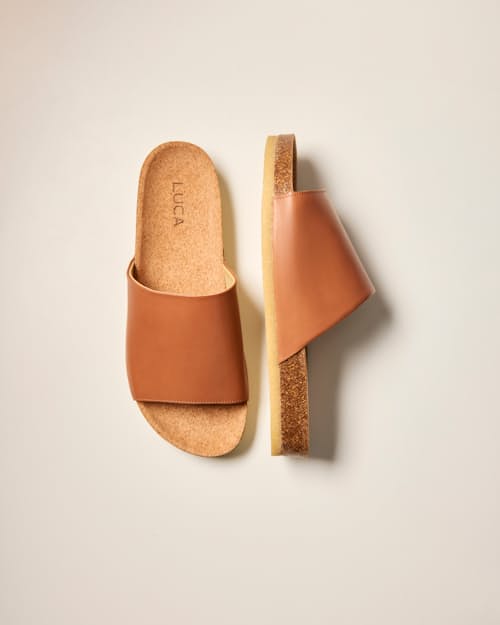 laydown detail image of Leather Slide