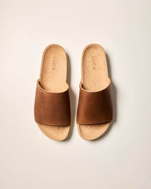 laydown detail image of Leather Slide