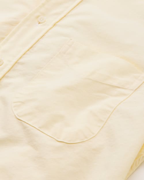laydown detail image of Classic American Vintage Slim Oxford Shirt