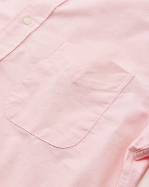 laydown detail image of Classic American Vintage Slim Oxford Shirt