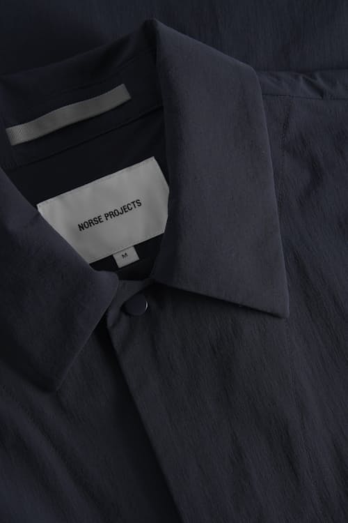 laydown detail image of Hermann Travel Light Short Sleeve Shirt