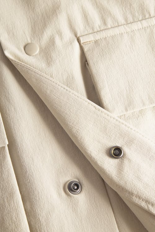 laydown detail image of Mads Travel Light Overshirt