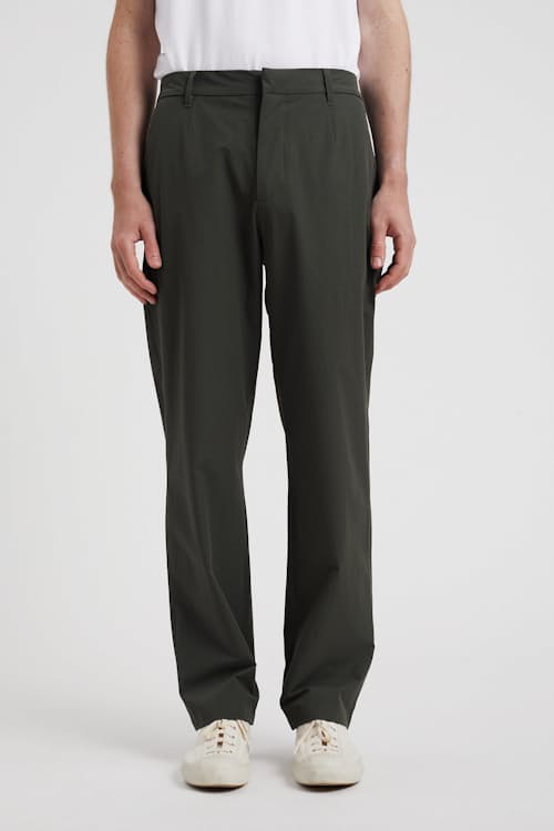on model image of Aaren Light Travel Pant