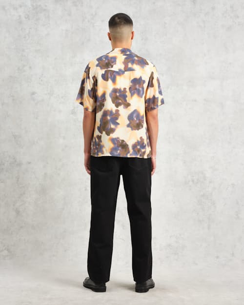 on model image of Didcot Blur Floral Short Sleeve Shirt