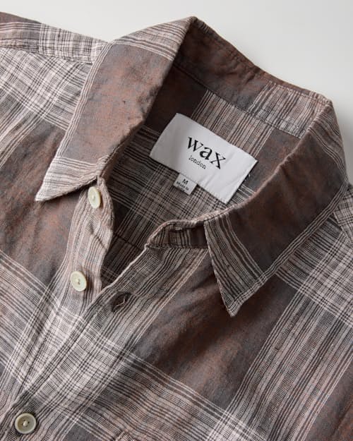 laydown detail image of Jaunt Linen Long Sleeve Shirt