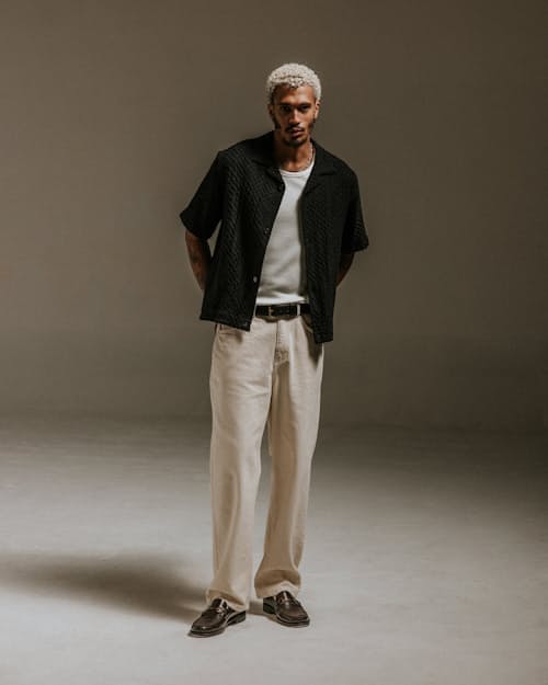 on model image of Lido Boxy Dobby Waffle Short Sleeve Shirt