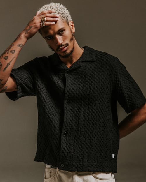 on model image of Lido Boxy Dobby Waffle Short Sleeve Shirt