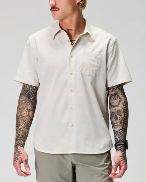 Keith is 6’0’’, 180 lbs, and wearing size M