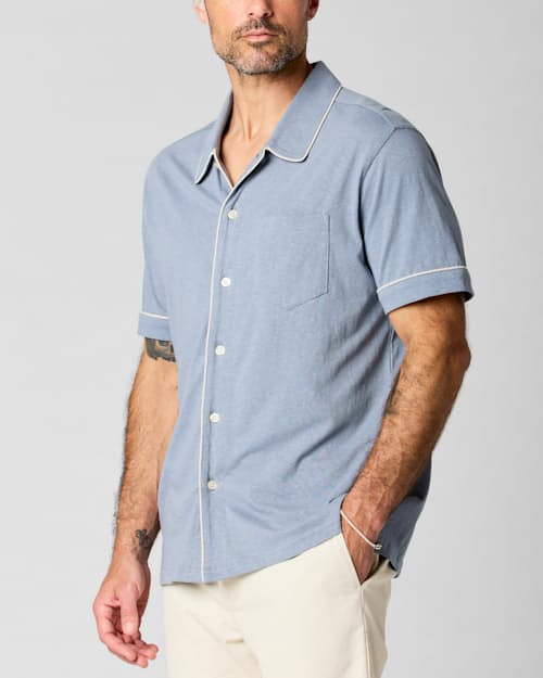 on model image of Hemp Short Sleeve Knit Shirt