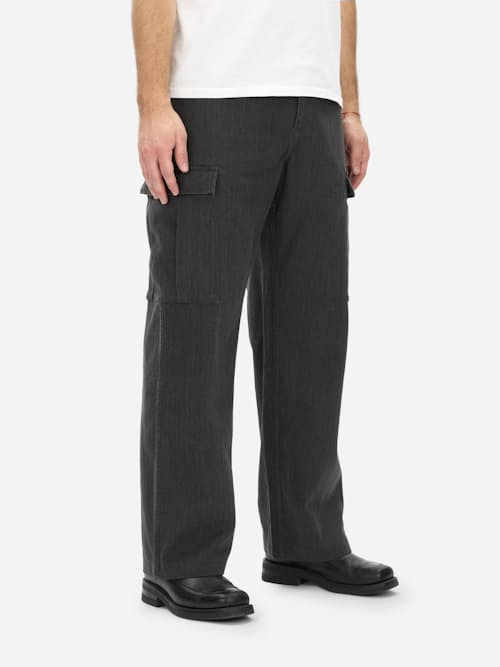 on model image of Cargo Pant