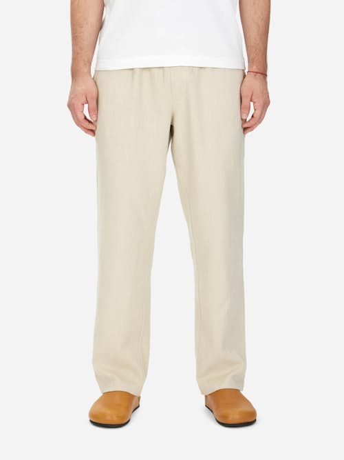on model image of Easy Drawstring Pant