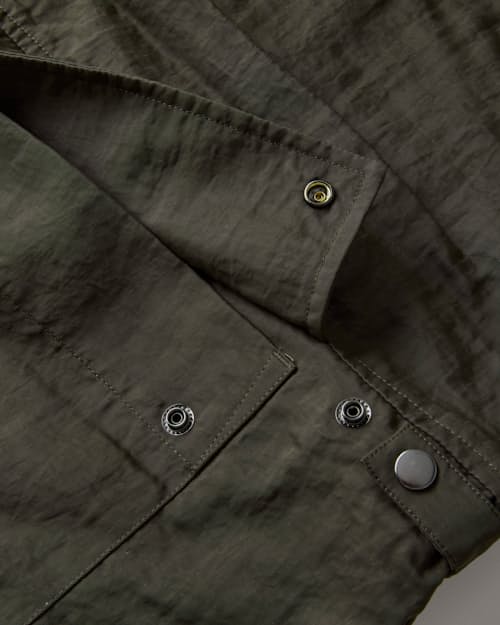 laydown detail image of Field Vest