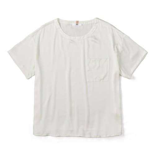 laydown image of Women's Washable Silk Tee Short Set