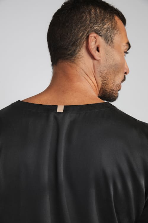 on model image of Washable Silk Set