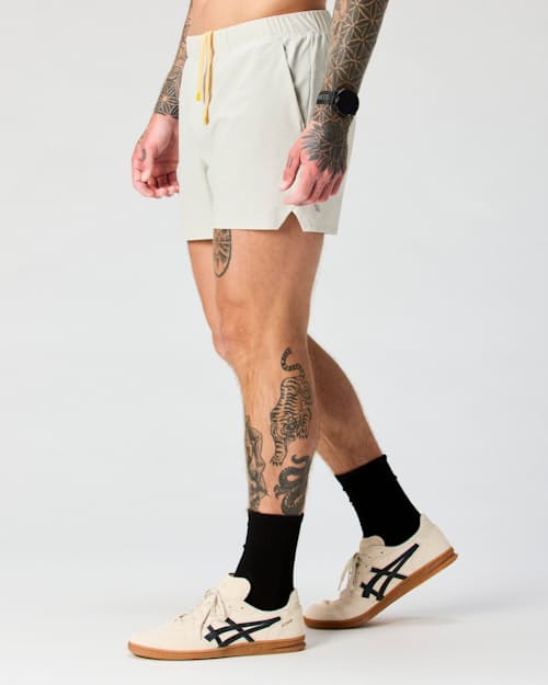 lifestyle image of Sevens Sport Short Lined - 5"