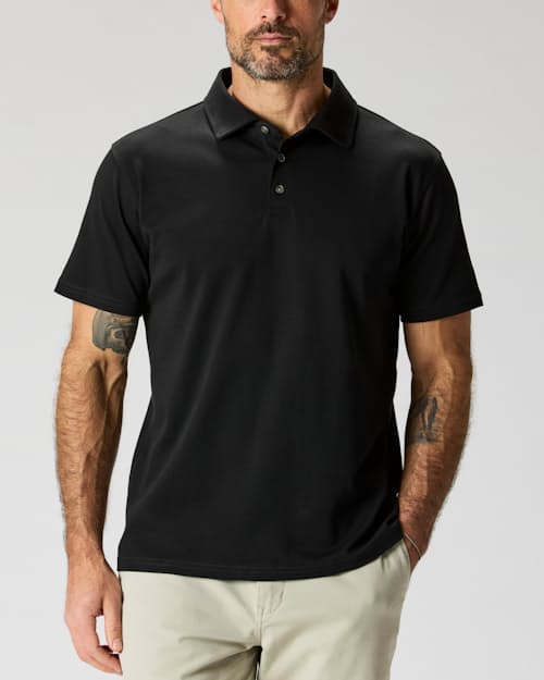 Zac is 6’0’’, 175 lbs, and wearing a size M