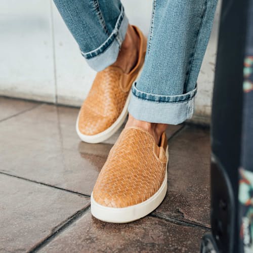lifestyle image of Lae'ahi Lauhala Woven Leather Sneaker