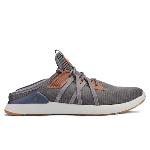 laydown image of Mio Li Sneaker