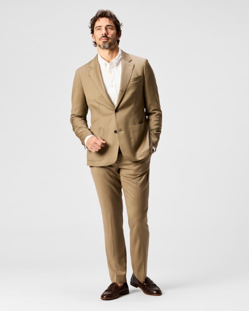 Tobias is 6'2", 175lbs, and wearing size 40