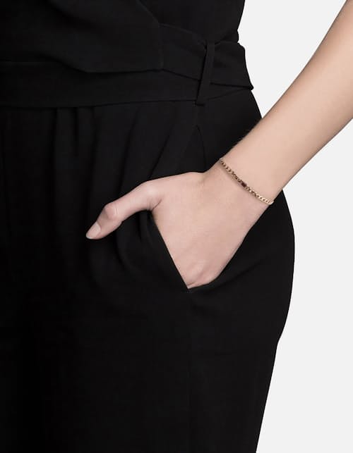 on model image of Women's Lyra Chain Bracelet
