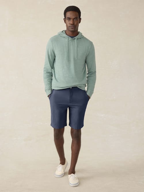 lifestyle image of All Day 4-Way Stretch Shorts - 9"