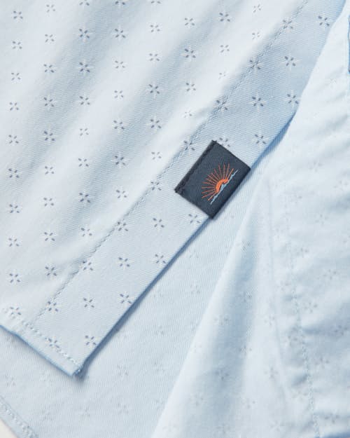 laydown detail image of Movement Short Sleeve Shirt
