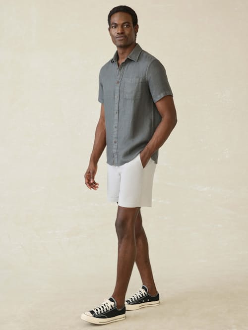 on model image of Palma Linen Short Sleeve Shirt