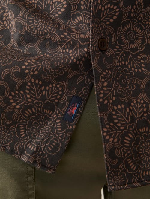 laydown detail image of Hermosa Short Sleeve Shirt