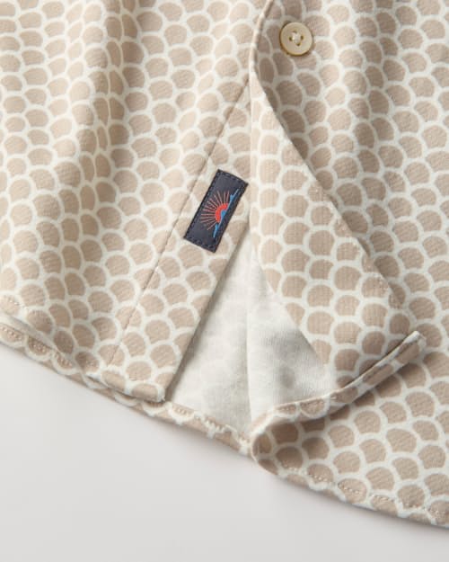 laydown detail image of Hermosa Short Sleeve Shirt