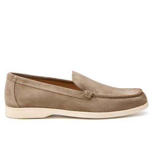 laydown image of Terra Loafer