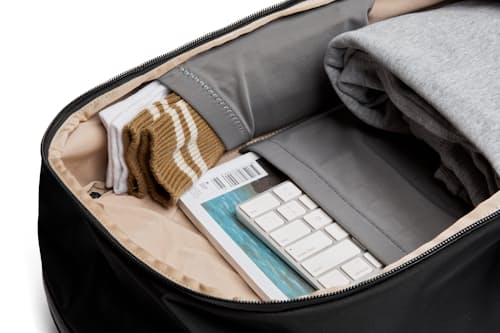 laydown detail image of Transit Workpack - 20L