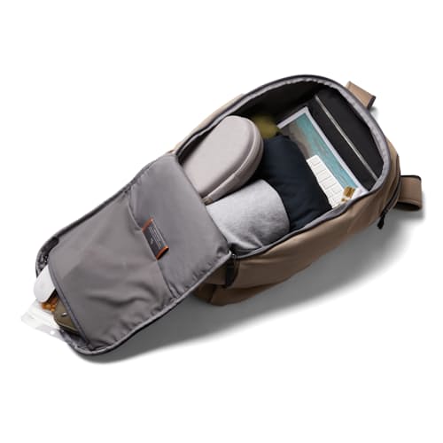 laydown image of Transit Workpack - 20L