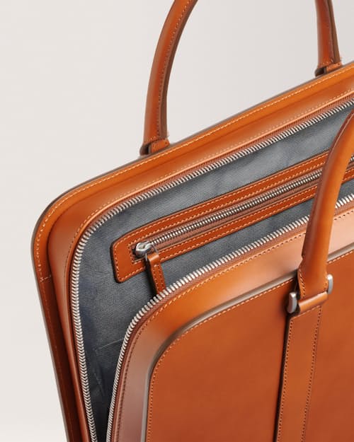 laydown detail image of Palissy Briefcase