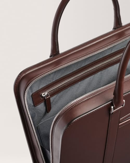 laydown detail image of Palissy Briefcase