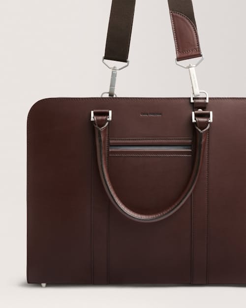 laydown detail image of Palissy Briefcase