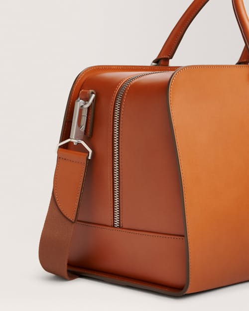 laydown detail image of Palissy Weekend Duffel Bag - 30L