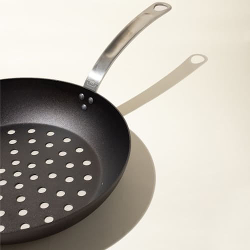 laydown detail image of 12" Carbon Steel Grill Fry Pan (Seasoned)
