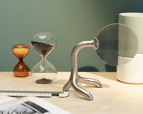 lifestyle image of Vera Magnifying Glass