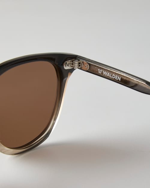 laydown detail image of Woods Sunglasses