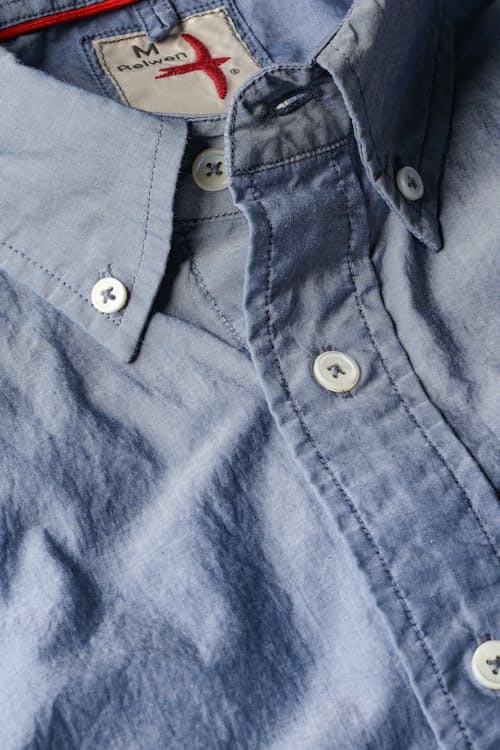 laydown detail image of Yarn Dyed Poplin Shirt