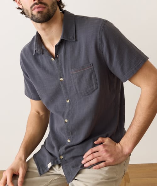 on model image of Classic Stretch Selvage Short Sleeve Shirt