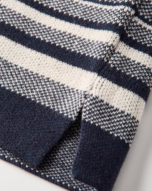 laydown detail image of Ethan Short Sleeve Sweater Shirt