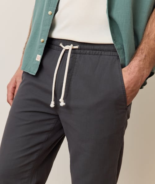 on model image of Saturday Stretch Beach Pant